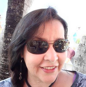 Meet your Posher, Kay